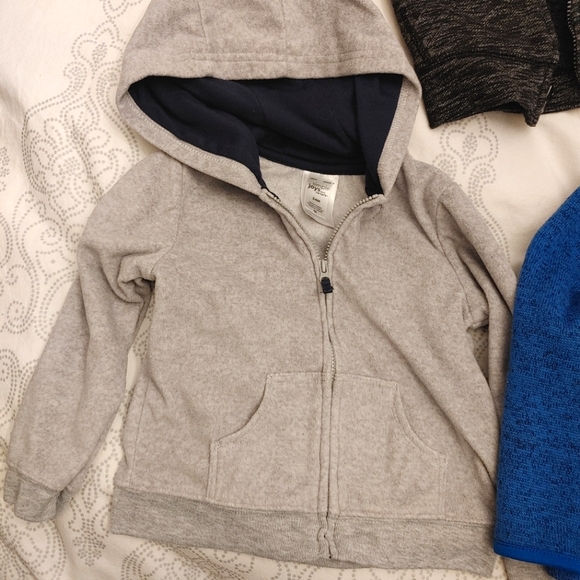 2/$35 Baby/Toddler Sweaters (18-24mths) Toddler Jeans (2T) - Picture 4 of 8